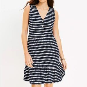 Loft Jacquard Button V-Neck Swing Dress - L
